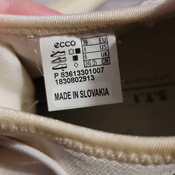 Ecco Yak Leather Toggle Sneakers Two Tone Women's Sz 8 - Picture 8 of 9